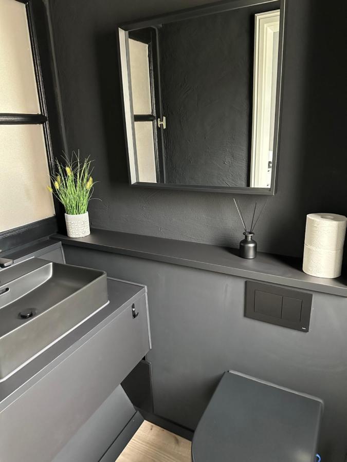 Remise-Berlin-Gruenau Your Cozy And Comfortable Home To Stay For Up To 6 People Between Mueggelsee And Berlin City Exterior foto